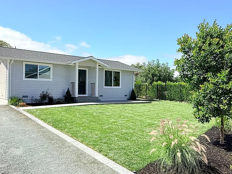 205 Barbara Ct #A — Photo 35
