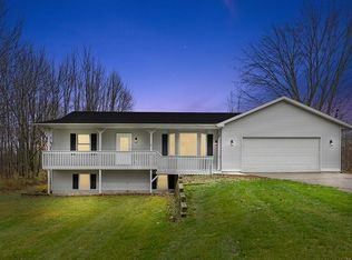 9826 Bingham St, Zeeland, MI 49464