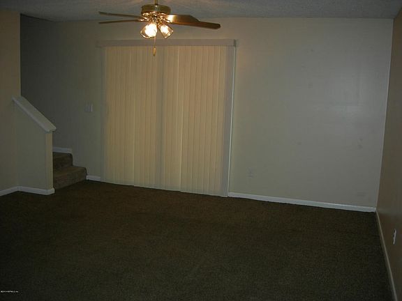 3rd image of 5556 Pinehill Ln