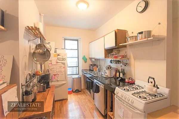 Rented by ZealEstate Group Inc | media 11