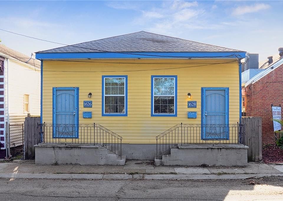 1st image of 1626-28 Simon Bolivar Ave