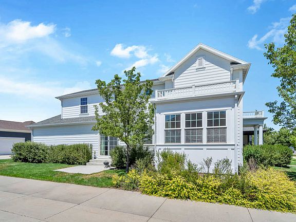 3rd image of 10818 S Weiss Dr W