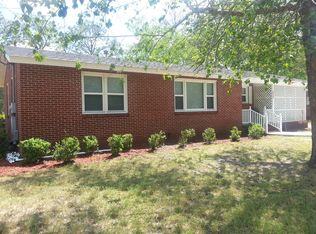 1031 E Lake Dr, Hartsville, SC 29550