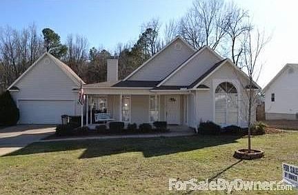 Front of house : Picture taken 2/21/2012