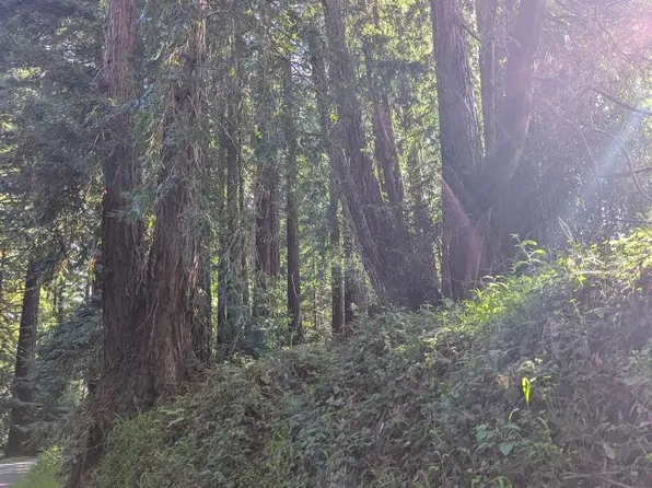 8055 Glen Haven Rd, Soquel, CA 95073