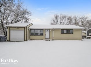 1657 S Tyler Rd, Saint Charles, IL 60174