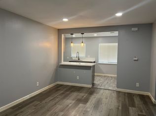 5727 24th St, Sacramento, CA 95822