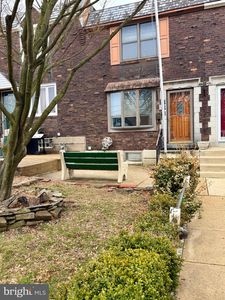 868 Fairfax Rd, Drexel Hill, PA, 19026
