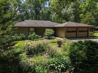 5509 Hammersley Rd, Madison, WI 53711