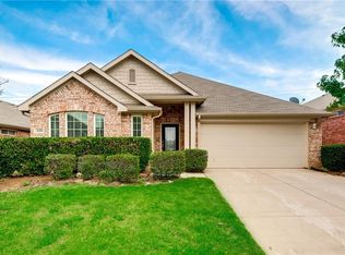 628 Montgomery Dr, Lake Dallas, TX 75065