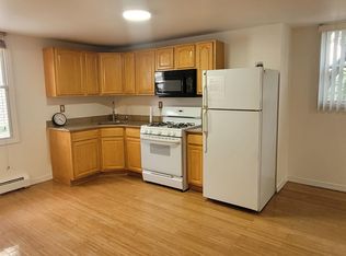 426 2nd St APT 2, Jersey City, NJ 07302