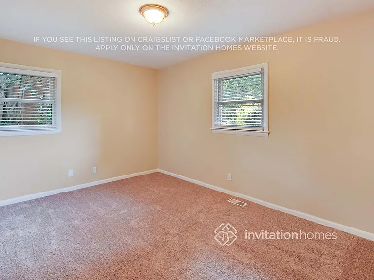 909 Friendly Pl — Photo 16