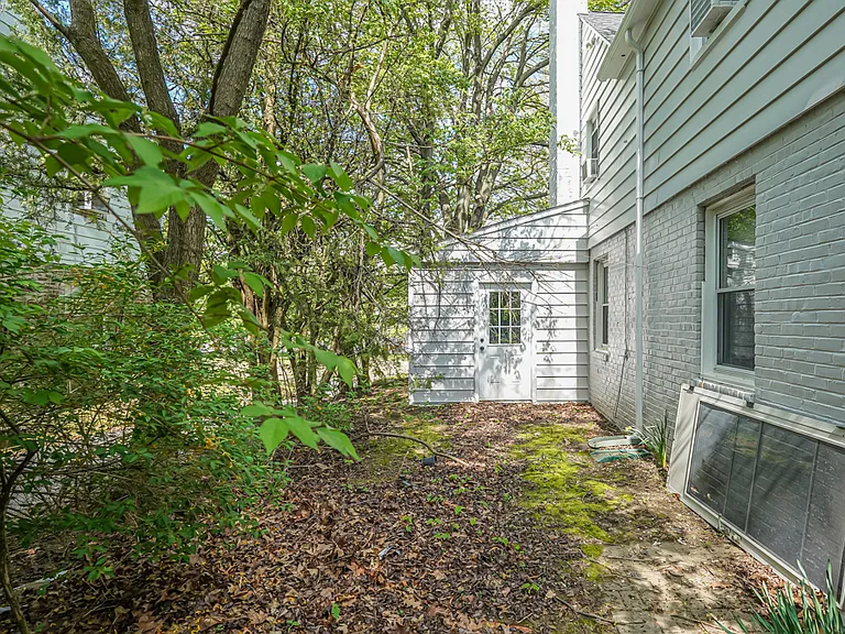 644 Meetinghouse Rd — Photo 47