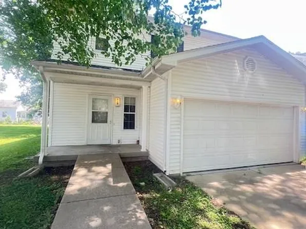 930 N 5th St, Petersburg, IL 62675