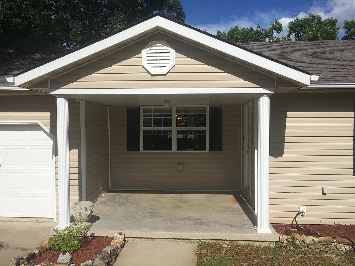 5 bed, 3100 sqft, $2,000 — Photo 3