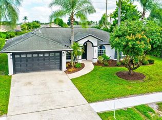 1588 Farmington Ave, Wellington, FL 33414