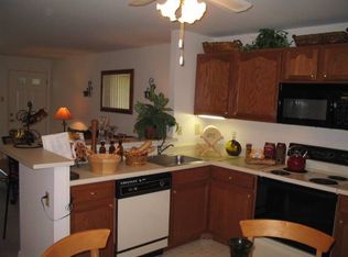 539 Sweetcreek Dr APT B, Ballwin, MO 63021