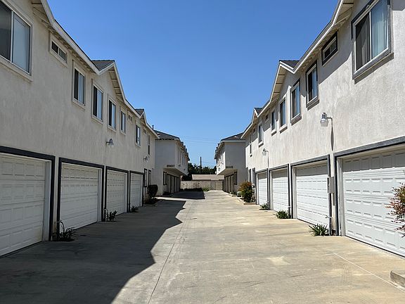 3rd image of 20601 Seine Ave #15