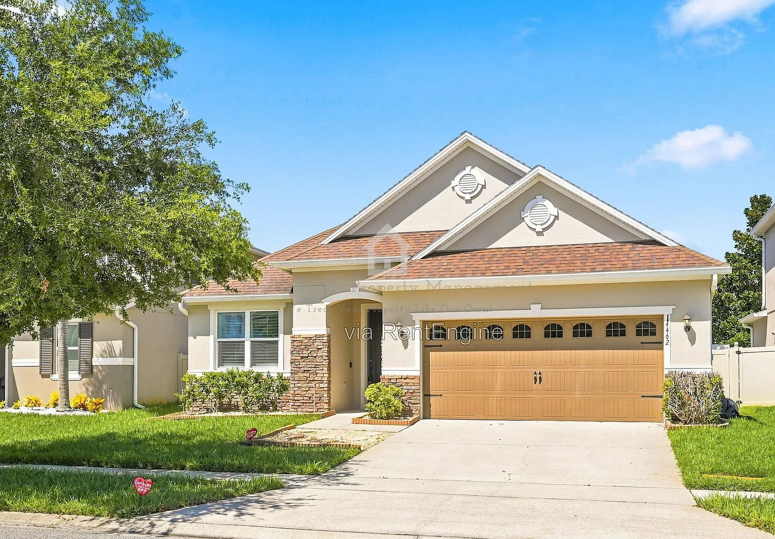 4 bed, 3.0 bath, 2313 sqft, $3,300 — Photo 2