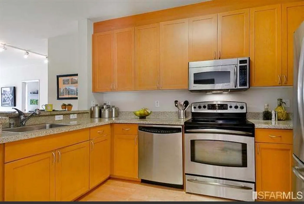821 Folsom St — Photo 3