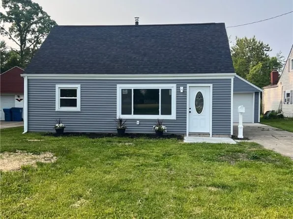 3131 G St, Lorain, OH 44052
