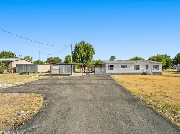 11608 Knight Ln, Ponder, TX 76259