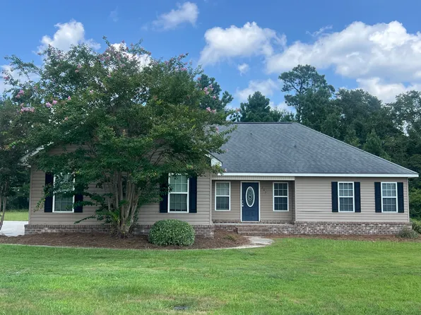 105 Thomkin Dr, Statesboro, GA 30458
