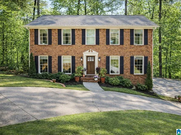 2133 Partridge Berry Rd, Hoover, AL 35244