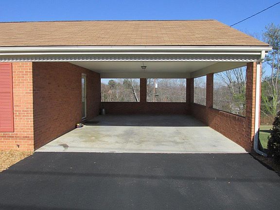 3rd image of 5225 Luwana Dr SW