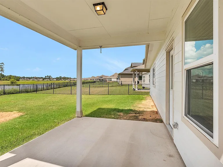223 Shoreview Dr — Photo 35