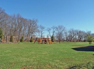 16 Bering Way, Somerset, NJ 08873