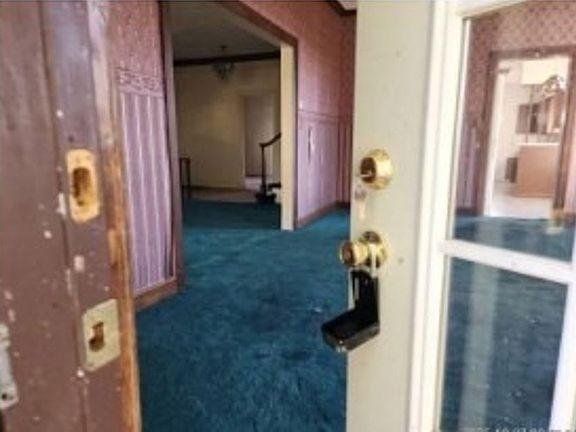 3rd image of 56630 Overlook Ct