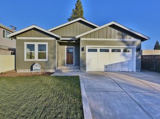 414 Pearl St, Medford, OR