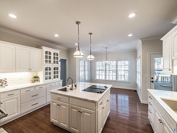 4th image of 14003 Randamere Dr SE
