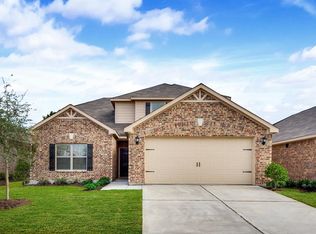 117 Magnolia Dr, Sanger, TX 76266