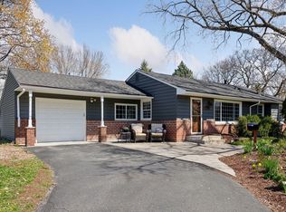 1724 W 86th St, Bloomington, MN 55431