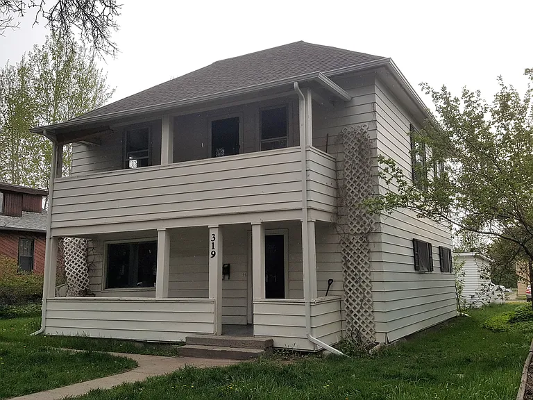 319 N Church Ave #2 — Photo 1