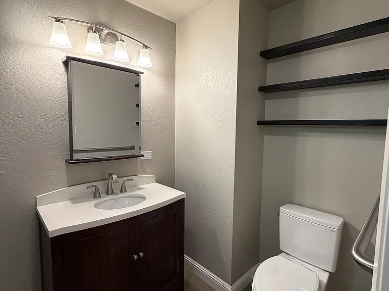 3743 Newark Dr — Photo 16