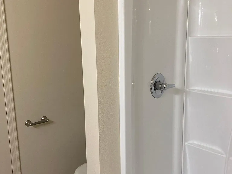 1958 E Inverness Cir — Photo 14