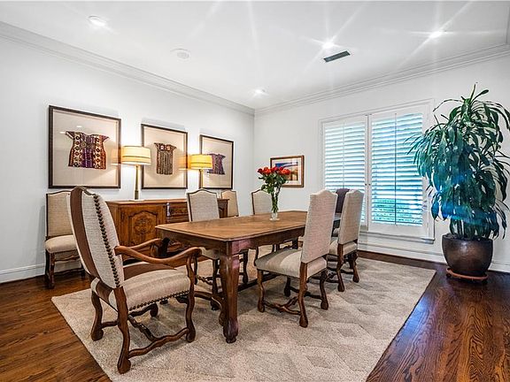 4th image of 1605 Westminster Pl