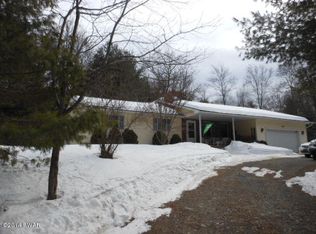 198 Little Walker Rd, Shohola, PA 18458