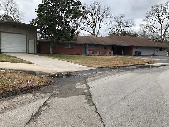 2nd image of 1501 Diana St