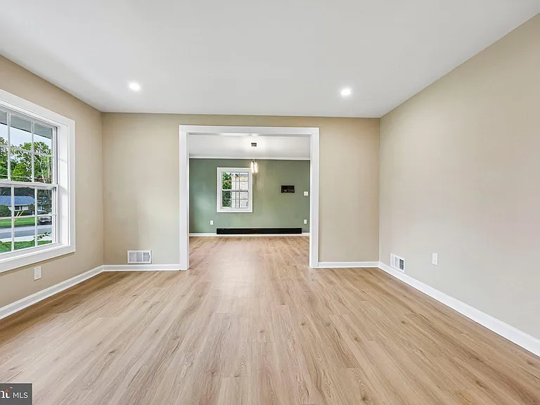7200 Vellex Ln — Photo 10