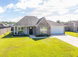 36032 Portsmouth Dr, Denham Springs, LA 70706