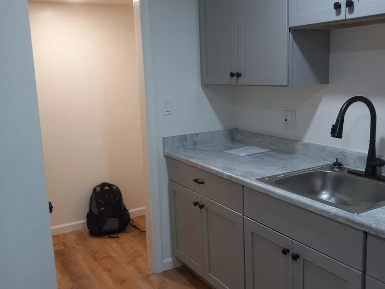 133 Roxie Rd #D — Photo 2