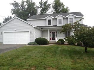 5 Roderick Ave, East Longmeadow, MA 01028