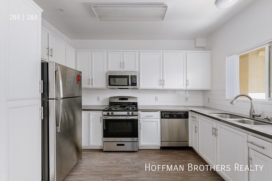 1st image of 253 Robinson St #203