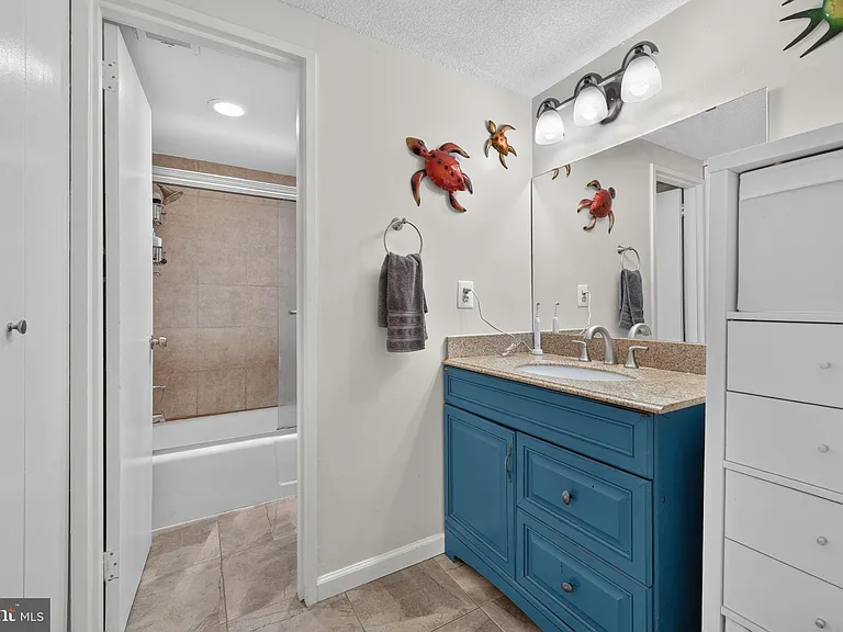 1718 P St NW #T9 — Photo 15