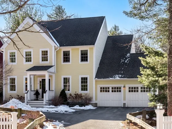 4 Wickertree, Plymouth, MA 02360