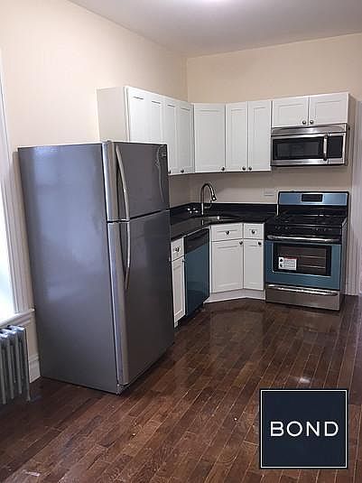 1st image of 293 Pleasant Ave APT 3